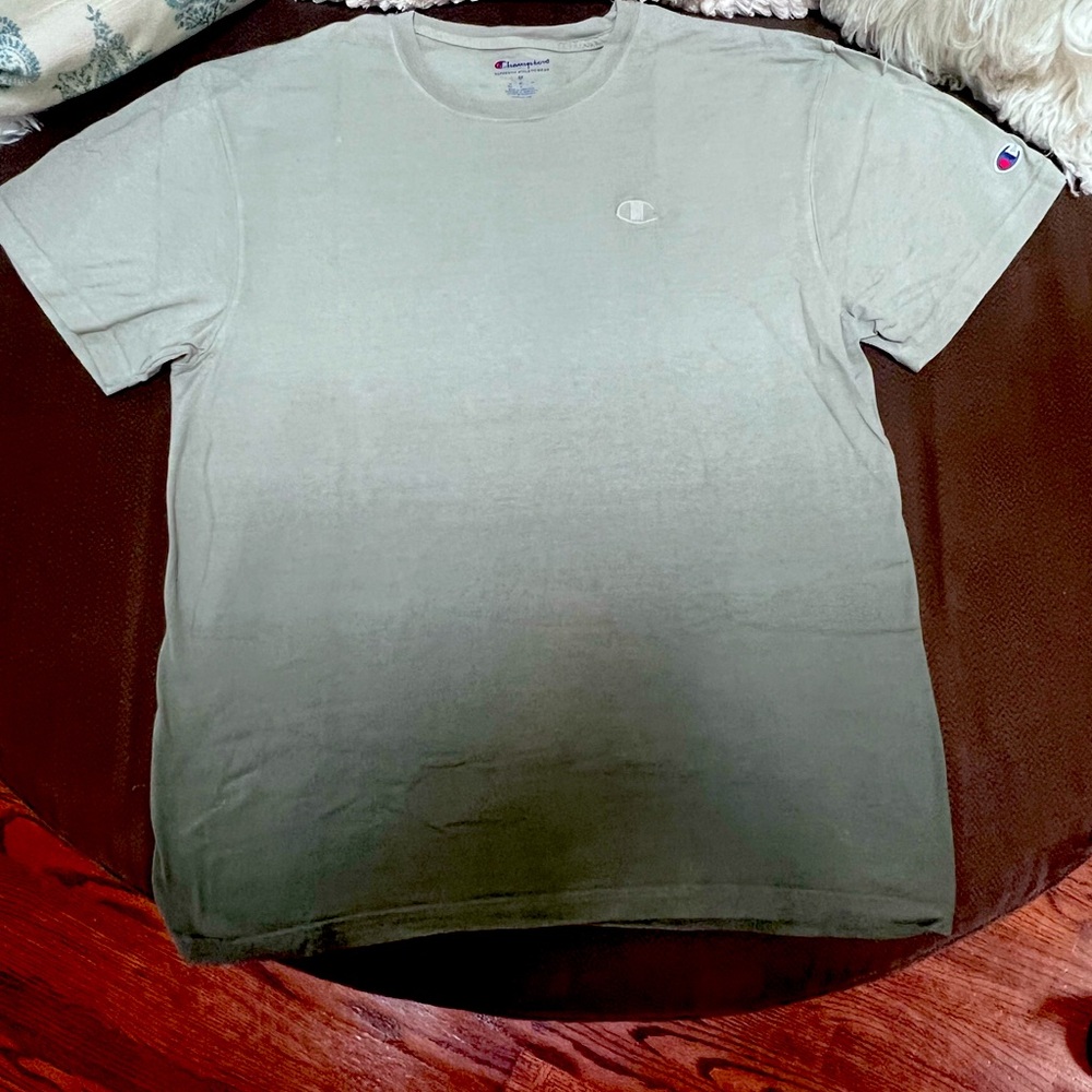 Men’s Champion Tee shirt